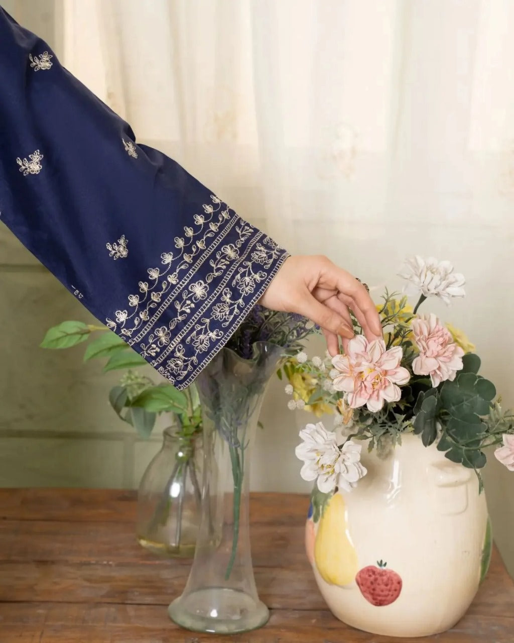 AZURA EMBROIDERY 2PC
